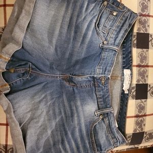 Torrid jean shorts size 14